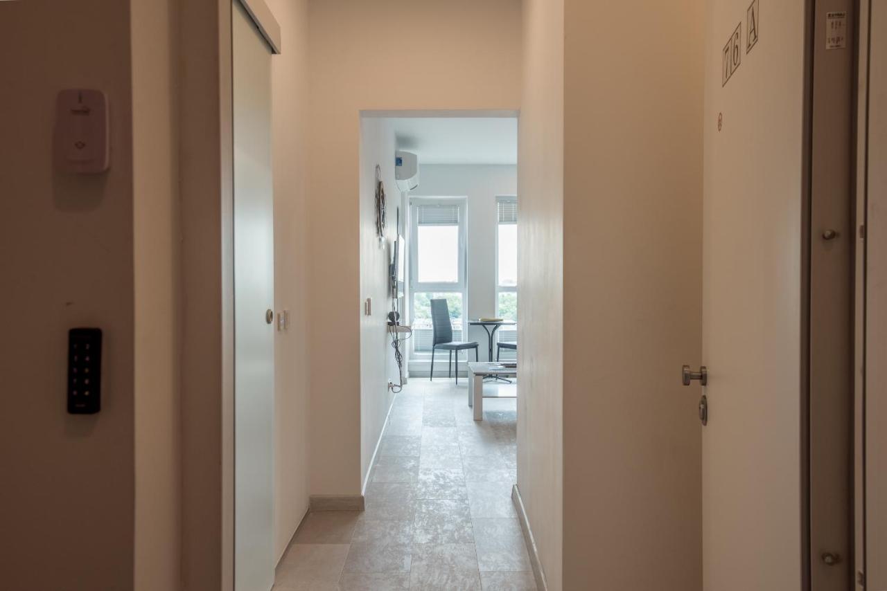 Cozy Penthousestudio Cityview W12 Bukares Bagian luar foto